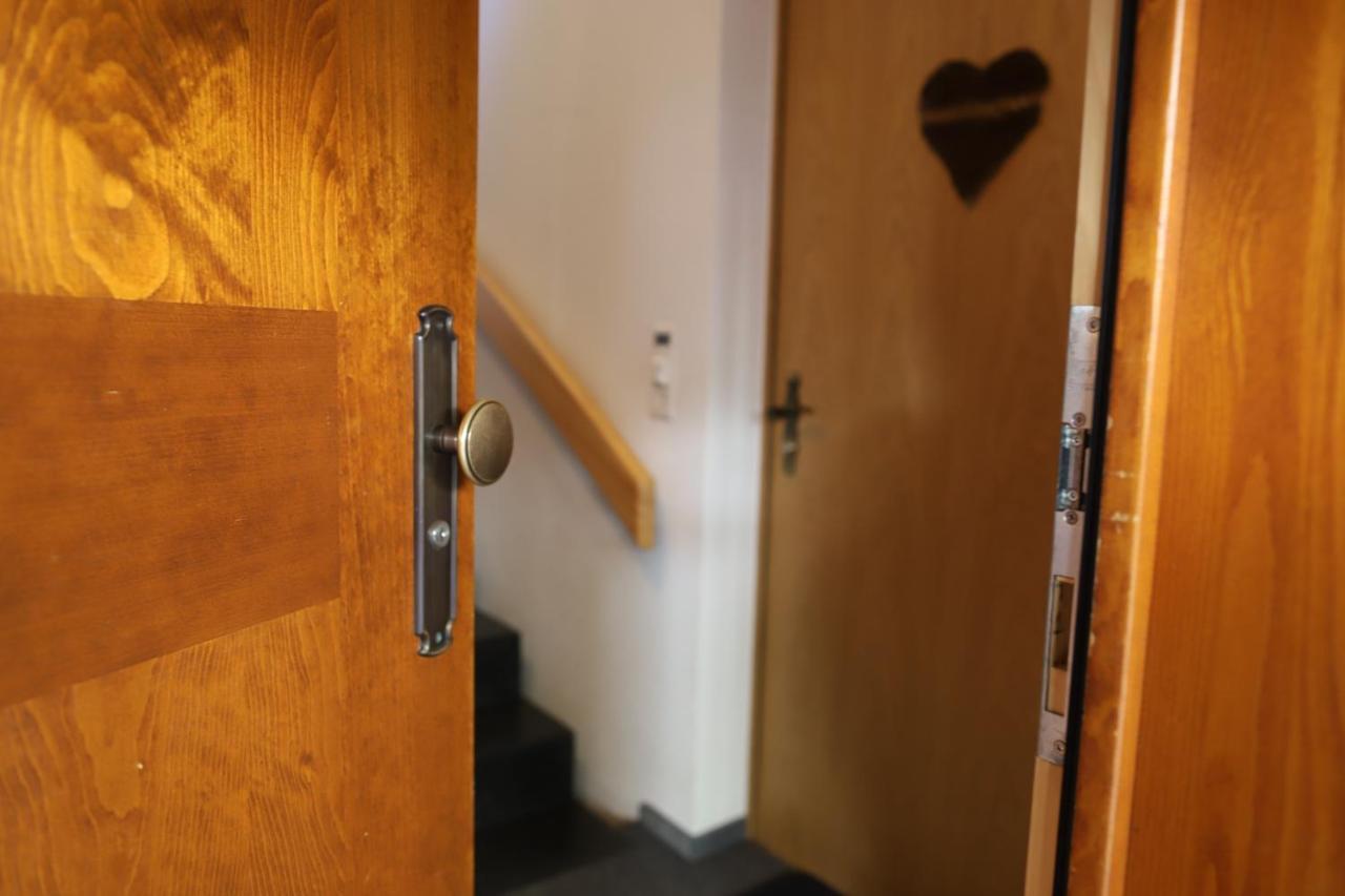 Excellent Flat With A Fantastic View Of The Eiger! Apartment Grindelwald Exterior photo